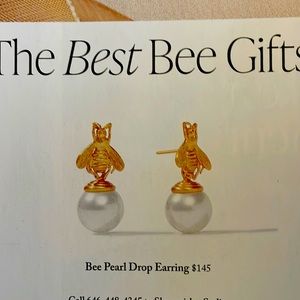 NWOT Julie Vos bee pearl earrings🐝🎄🎁♥️